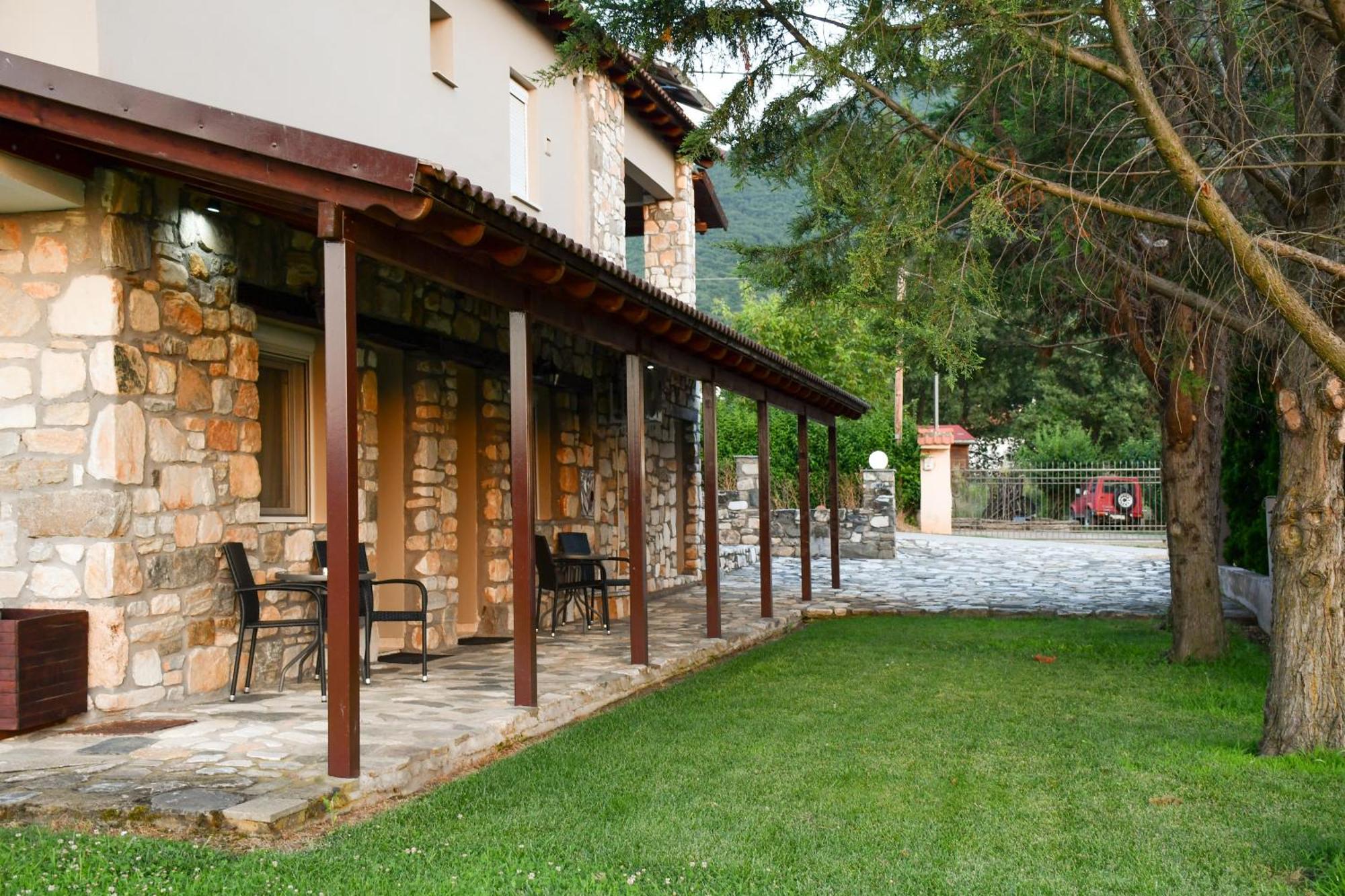 Toula Rooms Ángistron Exterior foto