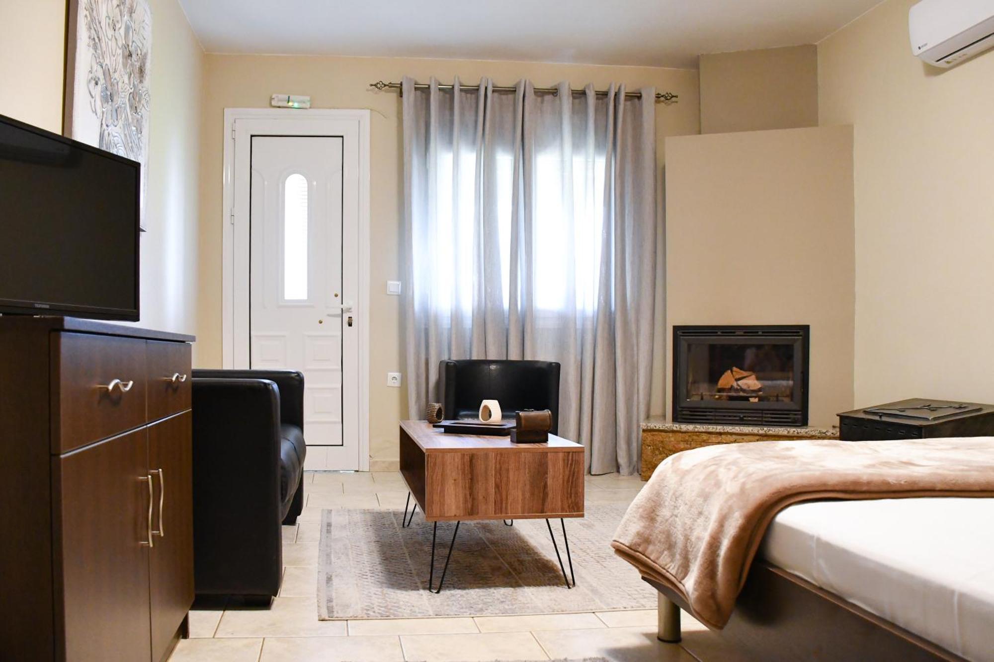 Toula Rooms Ángistron Exterior foto